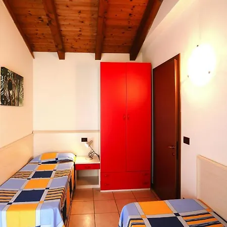 In Villaggio Ai Pini In Lido Altanea Lägenhet