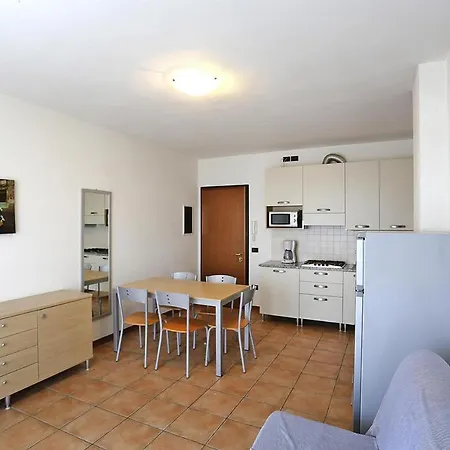 In Villaggio Ai Pini In Lido Altanea Lägenhet Caorle