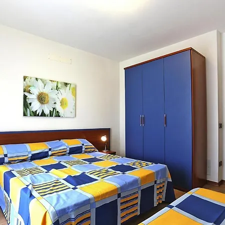 Lägenhet In Villaggio Ai Pini In Lido Altanea